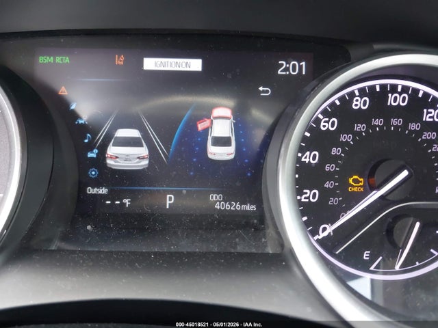 45018521 :رقم المزاد ، 4T1F11AK5MU460956 vin ، 2021 Toyota Camry Xle مزاد بيع