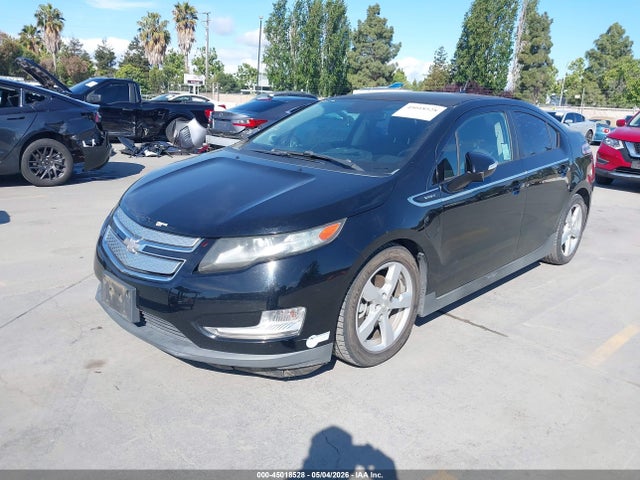 Chevrolet Volt 2014 1G1RE6E41EU144351 Image 2