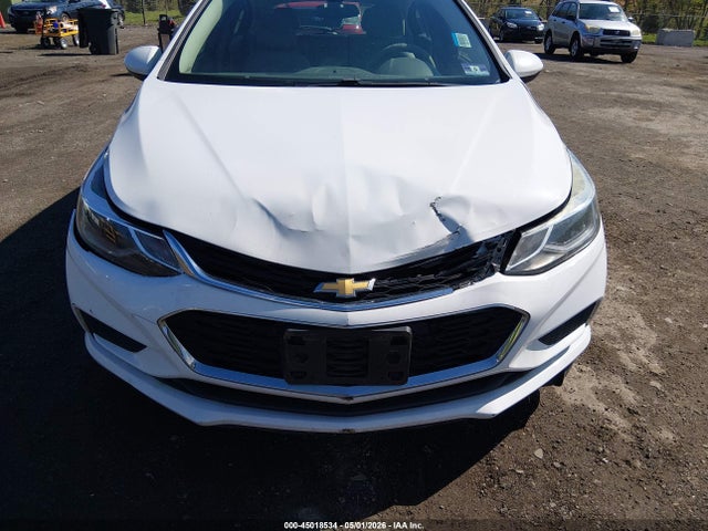 45018534 :رقم المزاد ، 3G1BE6SMXHS544631 vin ، 2017 Chevrolet Cruze Lt Auto مزاد بيع