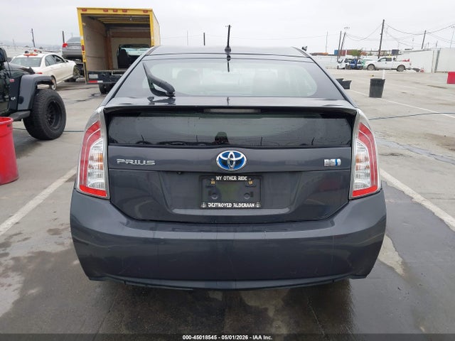 Toyota Prius Two 2015 JTDKN3DU3F0450632 Image 16