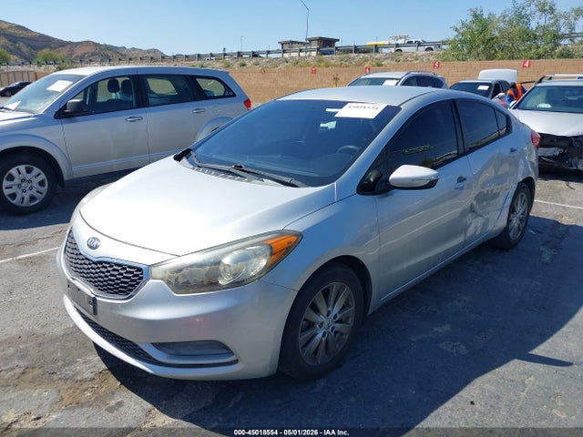 Продажа на аукционе авто 2014 Kia Forte Lx, vin: KNAFX4A66E5220850, номер лота: 45018554
