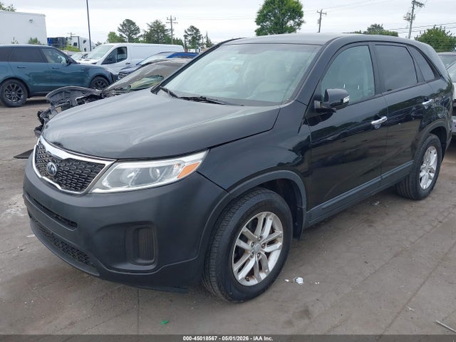 45018567 :رقم المزاد ، 5XYKT3A61FG622629 vin ، 2015 Kia Sorento Lx مزاد بيع