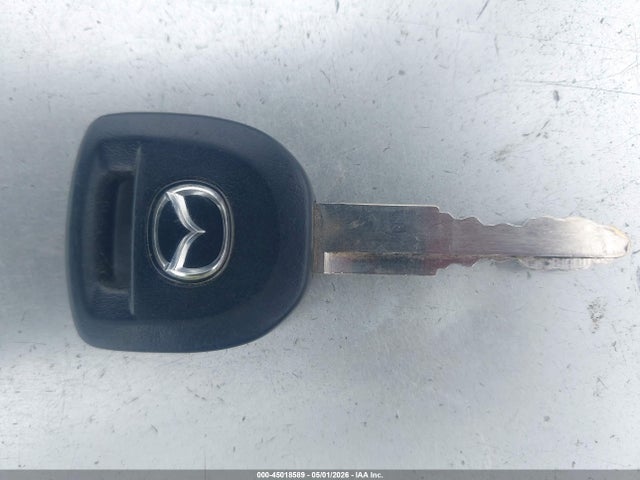 Auction sale of the 2004 Mazda Mx-5 Miata Cloth, vin: JM1NB353240403469, lot number: 45018589