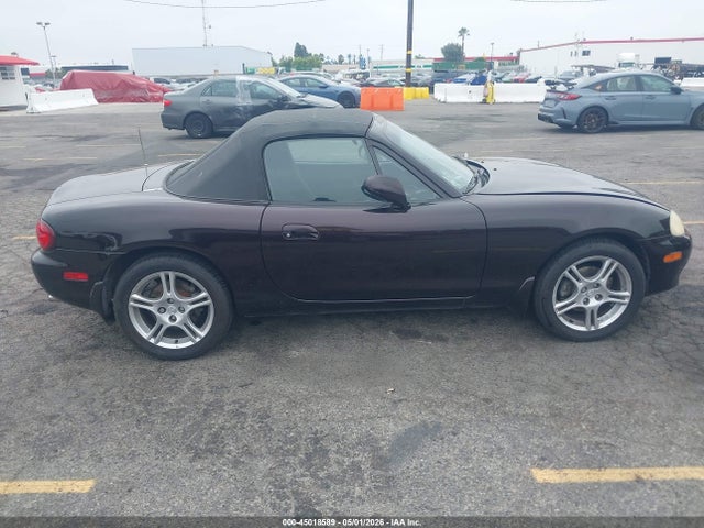 Auction sale of the 2004 Mazda Mx-5 Miata Cloth, vin: JM1NB353240403469, lot number: 45018589