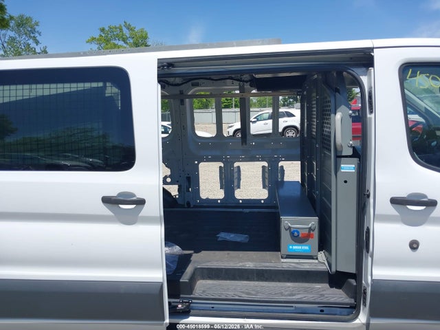 Продажа на аукционе авто 2018 Ford Transit-150, vin: 1FTYE1YM5JKA11549, номер лота: 45018599