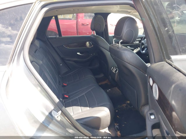 WDC0G4KB7GF011743 Mercedes-Benz Glc 300 4matic