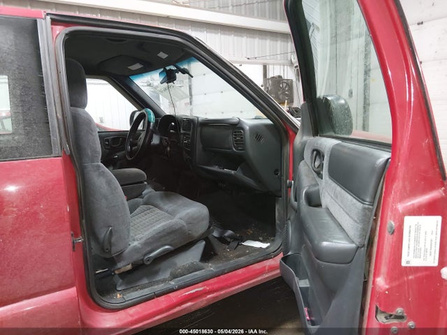 Продажа на аукционе авто 1999 Chevrolet S-10 Ls, vin: 1GCDT19X8X8207987, номер лота: 45018630
