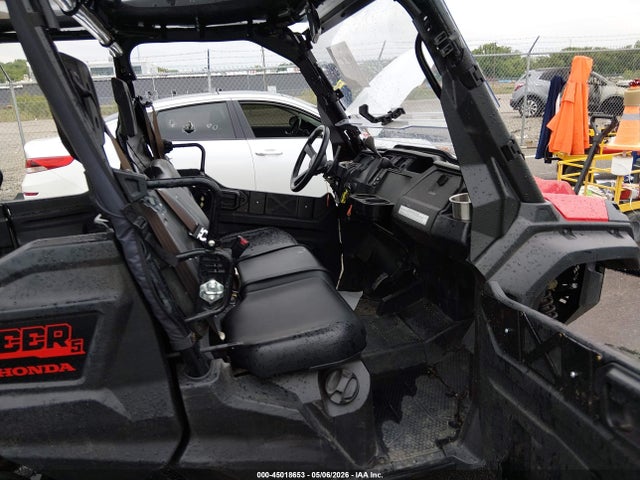 Honda Sxs1000 M5 2018 1HFVE0406J4200530 Image 4