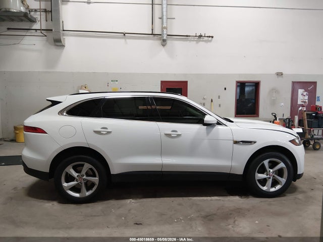 SADCJ2FX7KA397802 Jaguar F-pace 25t Premium