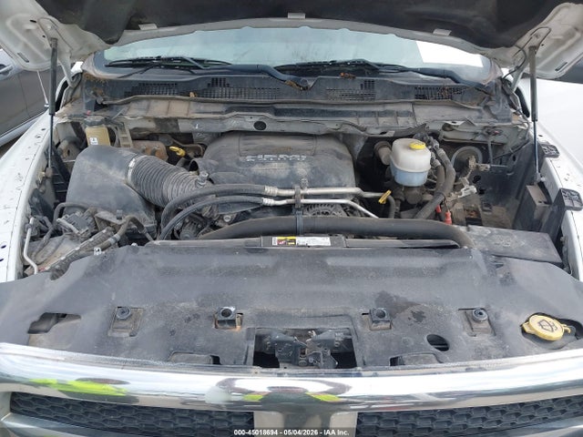 45018694 :رقم المزاد ، 3C6UR4HJ8JG247718 vin ، 2018 Ram 2500 Tradesman  4x2 8' Box مزاد بيع