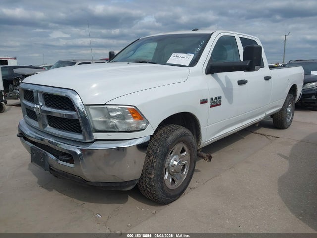 45018694 :رقم المزاد ، 3C6UR4HJ8JG247718 vin ، 2018 Ram 2500 Tradesman  4x2 8' Box مزاد بيع