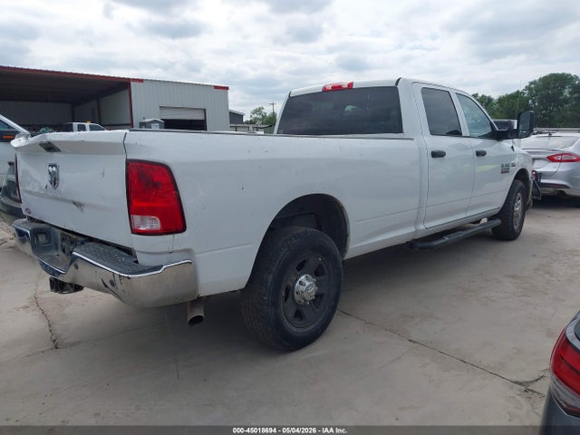 45018694 :رقم المزاد ، 3C6UR4HJ8JG247718 vin ، 2018 Ram 2500 Tradesman  4x2 8' Box مزاد بيع