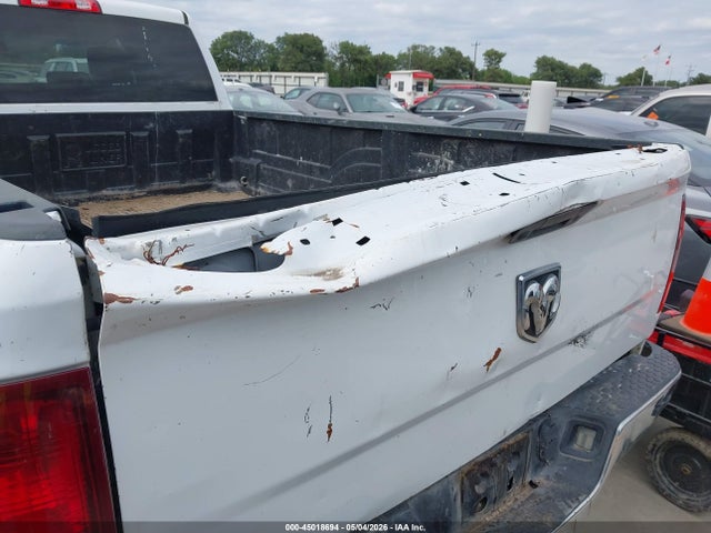 45018694 :رقم المزاد ، 3C6UR4HJ8JG247718 vin ، 2018 Ram 2500 Tradesman  4x2 8' Box مزاد بيع