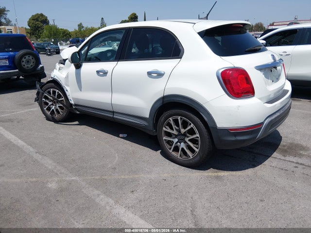 ZFBCFYET7GP339579 Fiat 500x Trekking Plus