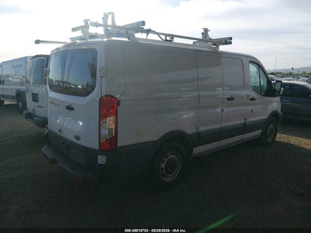 Ford Transit-150 2018 1FTYE1ZM2JKB21151 Image 4
