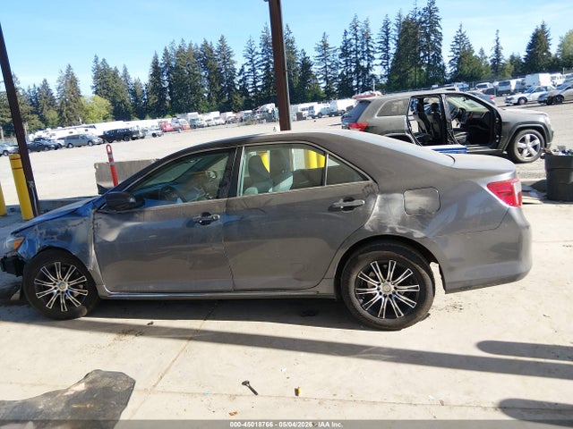 4T4BF1FK6ER431756 Toyota CAMRY LE