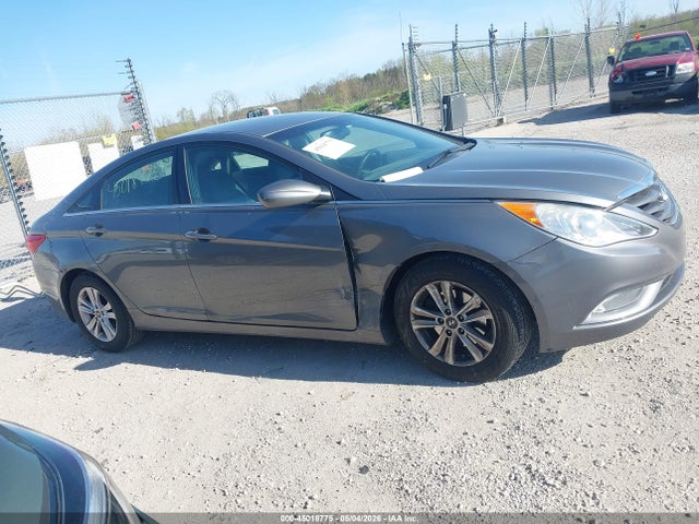 45018775 :رقم المزاد ، 5NPEB4AC9DH710975 vin ، 2013 Hyundai Sonata Gls مزاد بيع
