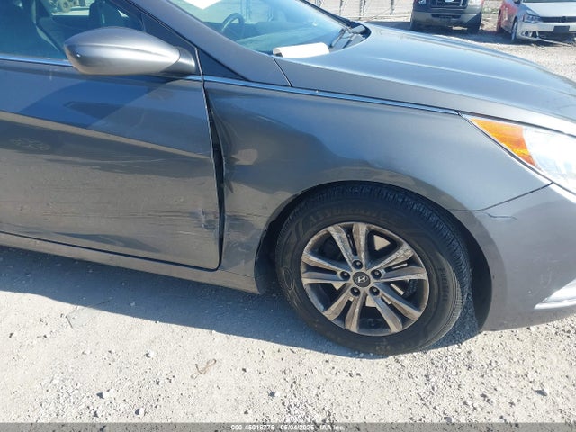 45018775 :رقم المزاد ، 5NPEB4AC9DH710975 vin ، 2013 Hyundai Sonata Gls مزاد بيع