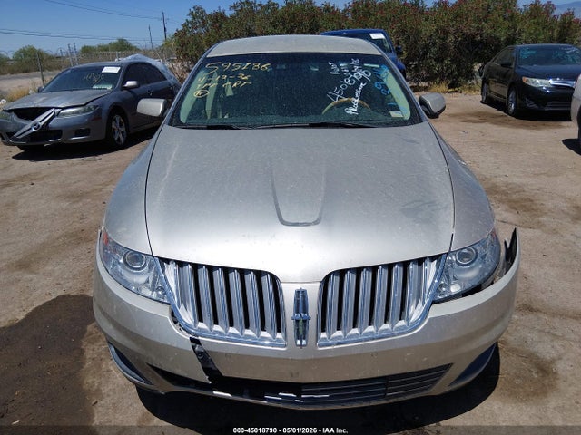 45018790 :رقم المزاد ، 1LNHL9DR5AG613906 vin ، 2010 Lincoln Mks مزاد بيع