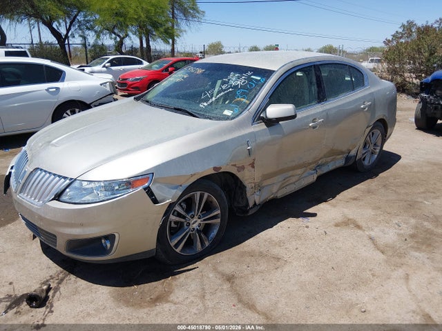 45018790 :رقم المزاد ، 1LNHL9DR5AG613906 vin ، 2010 Lincoln Mks مزاد بيع