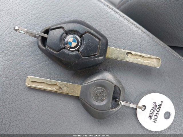 2002 Bmw 330i მანქანა იყიდება აუქციონზე, vin: WBAEV53492KM19228, აუქციონის ნომერი: 45018799