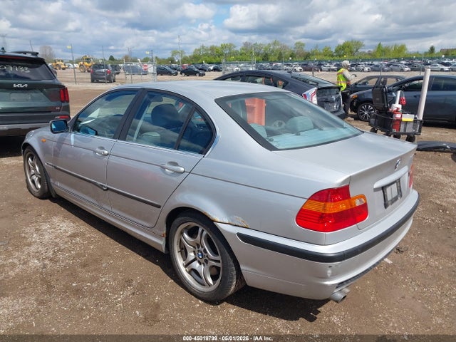 2002 Bmw 330i მანქანა იყიდება აუქციონზე, vin: WBAEV53492KM19228, აუქციონის ნომერი: 45018799