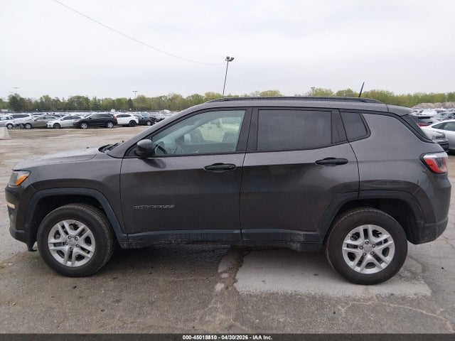 2018 Jeep Compass Sport 4x4 მანქანა იყიდება აუქციონზე, vin: 3C4NJDAB9JT415316, აუქციონის ნომერი: 45018810