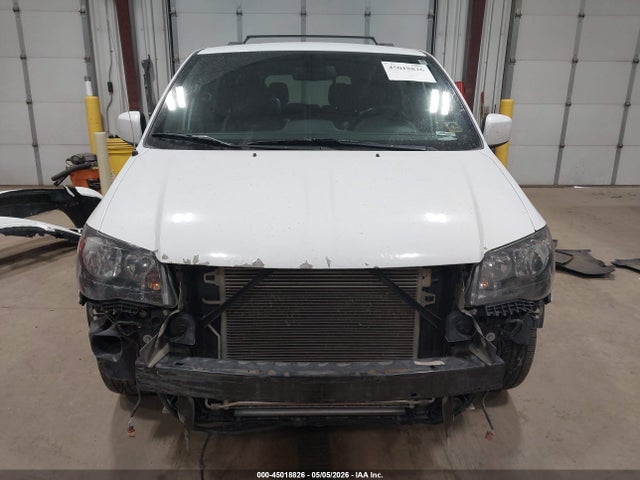 2C4RDGEG4JR271774 Dodge Grand Caravan Gt