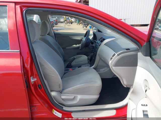 45018831 :رقم المزاد ، 2T1BU4EE1AC394821 vin ، 2010 Toyota Corolla Le مزاد بيع