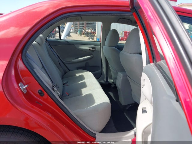 45018831 :رقم المزاد ، 2T1BU4EE1AC394821 vin ، 2010 Toyota Corolla Le مزاد بيع