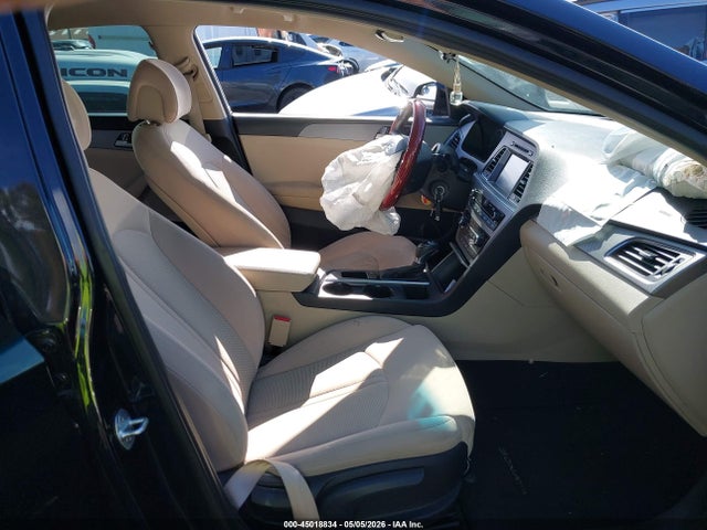 Hyundai SONATA SE 2017 5NPE24AF5HH524835 Image 5