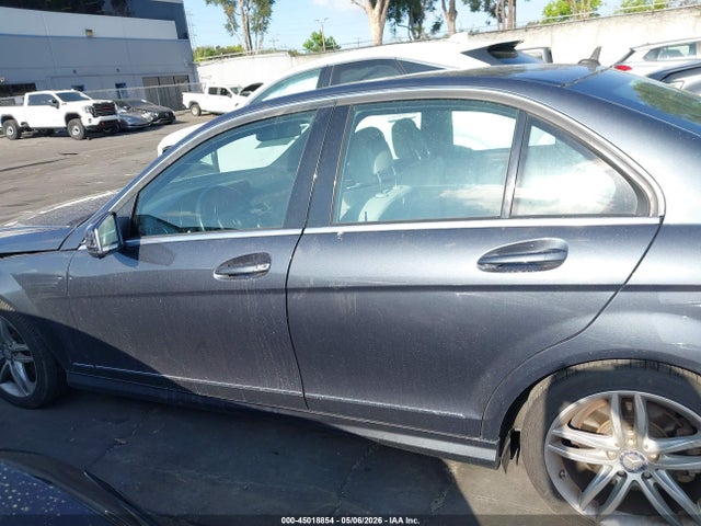 45018854 :رقم المزاد ، WDDGF8AB3DA768606 vin ، 2013 Mercedes-benz C 300 Sport 4matic مزاد بيع