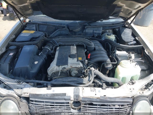 45018873 :رقم المزاد ، WDBJF55F7VA403535 vin ، 1997 Mercedes-benz E 320 مزاد بيع