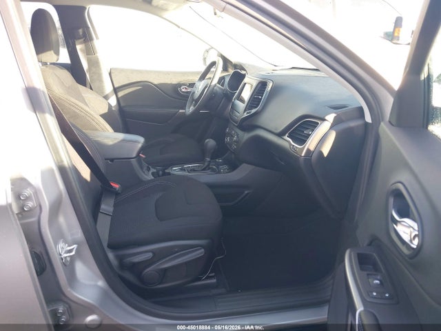 45018884 :رقم المزاد ، 1C4PJMCX3KD479778 vin ، 2019 Jeep Cherokee Latitude 4x4 مزاد بيع