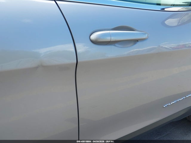 45018884 :رقم المزاد ، 1C4PJMCX3KD479778 vin ، 2019 Jeep Cherokee Latitude 4x4 مزاد بيع