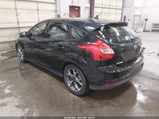 1FADP3K25EL326031 Ford FOCUS SE