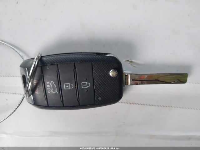 2016 Kia Soul მანქანა იყიდება აუქციონზე, vin: KNDJN2A27G7324582, აუქციონის ნომერი: 45018902