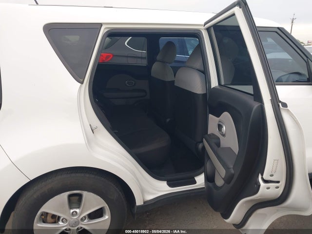 2016 Kia Soul მანქანა იყიდება აუქციონზე, vin: KNDJN2A27G7324582, აუქციონის ნომერი: 45018902