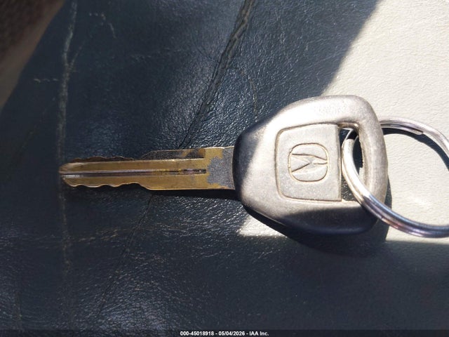 Продажа на аукционе авто 2001 Acura Tl 3.2, vin: 19UUA56711A001560, номер лота: 45018918