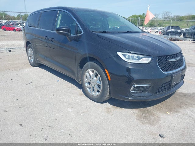 Aukcja sprzedaży 2023 Chrysler Pacifica Touring L, vin: 2C4RC1BG2PR586568, numer aukcji: 45018941