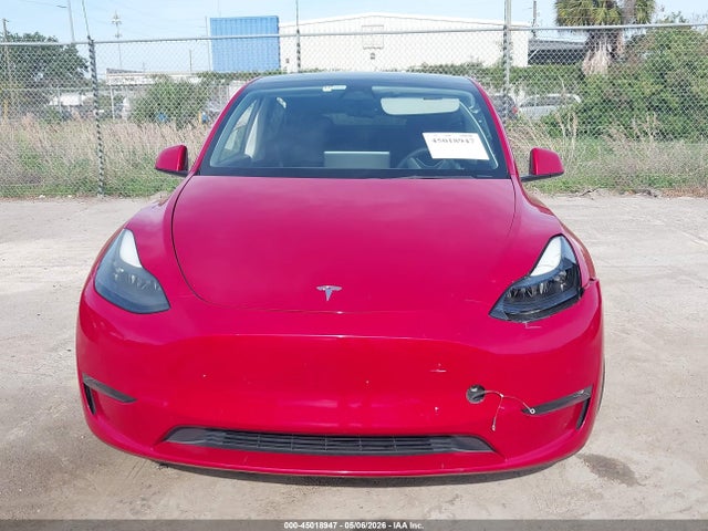 2022 Tesla Model Y Performance Dual Motor All-wheel Drive მანქანა იყიდება აუქციონზე, vin: 7SAYGDEF9NF537707, აუქციონის ნომერი: 45018947