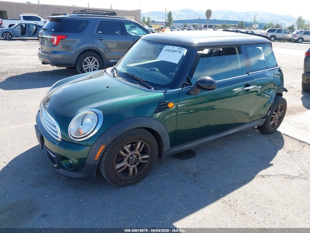 Продажа на аукционе авто 2011 Mini Cooper, vin: WMWSU3C52BT094340, номер лота: 45018979