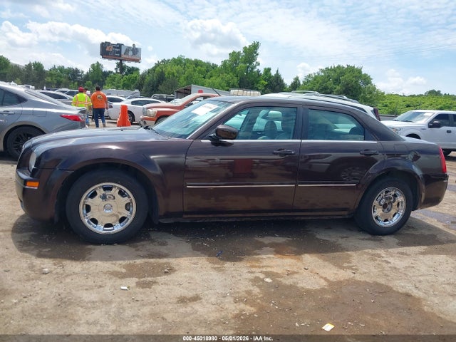 Продажа на аукционе авто 2005 Chrysler 300 Touring, vin: 2C3JA53G55H547795, номер лота: 45018980