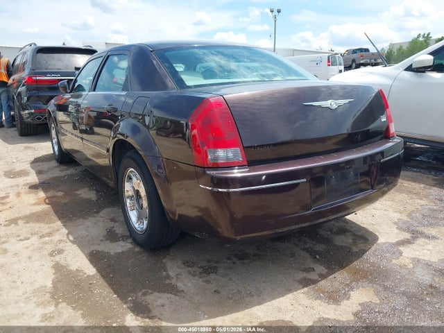 Продажа на аукционе авто 2005 Chrysler 300 Touring, vin: 2C3JA53G55H547795, номер лота: 45018980