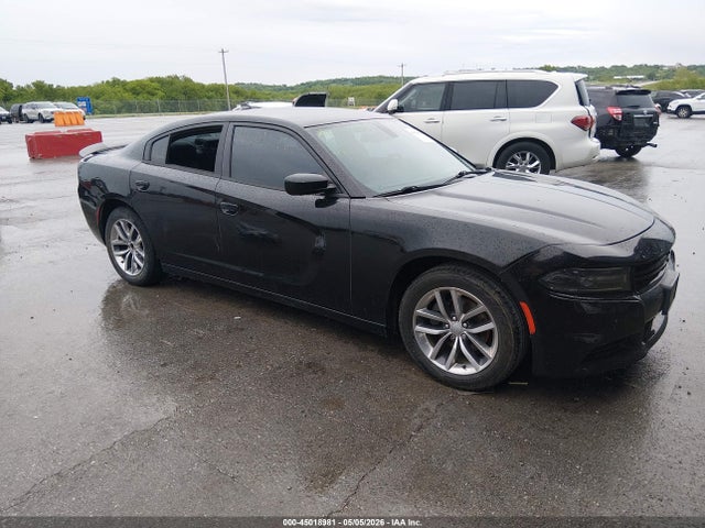 Продаж на аукціоні авто 2016 Dodge Charger Sxt, vin: 2C3CDXHG8GH327624, номер лоту: 45018981