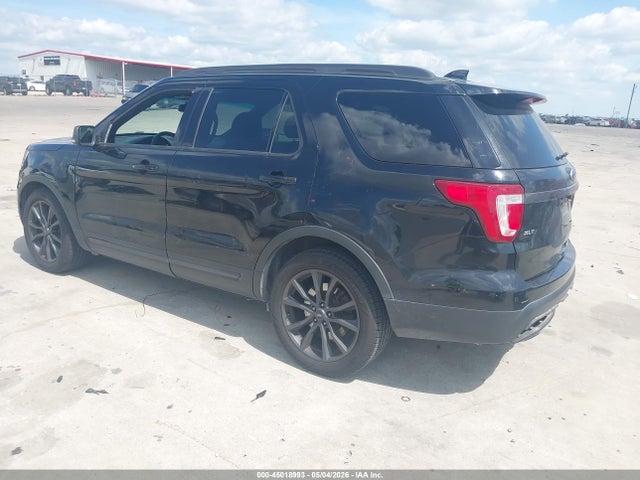 45018993 :رقم المزاد ، 1FM5K7D89HGA75139 vin ، 2017 Ford Explorer Xlt مزاد بيع