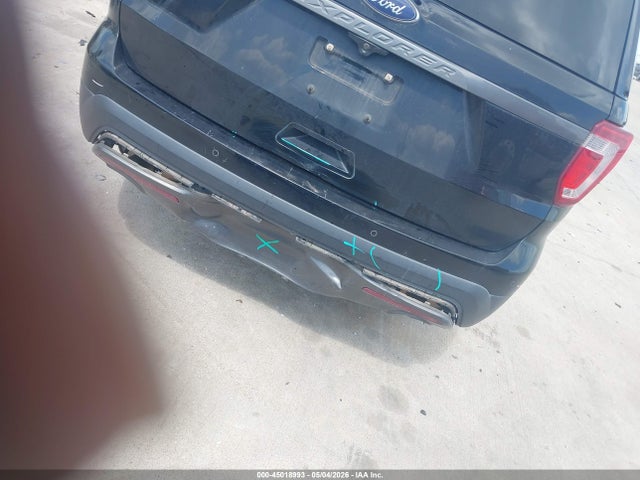 45018993 :رقم المزاد ، 1FM5K7D89HGA75139 vin ، 2017 Ford Explorer Xlt مزاد بيع