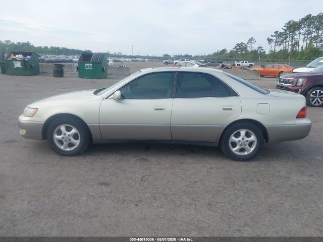 1998 Lexus Es 300 მანქანა იყიდება აუქციონზე, vin: JT8BF28GXW5021517, აუქციონის ნომერი: 45019006