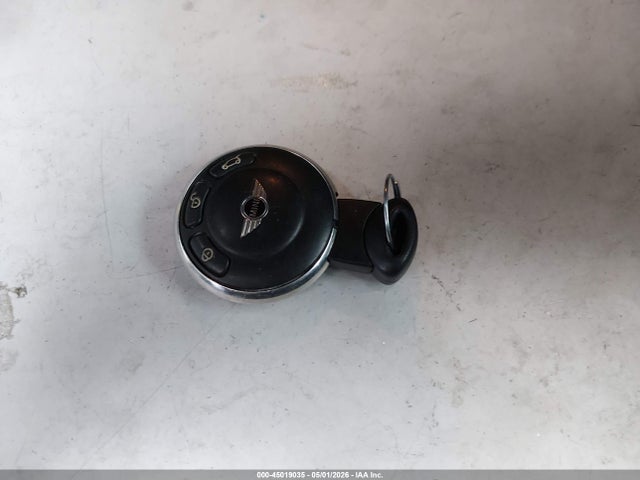 Aukcja sprzedaży 2015 Mini Roadster Cooper S, vin: WMWSY3C52FT566756, numer aukcji: 45019035