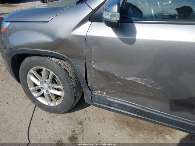 45019106 :رقم المزاد ، 5XYKTDA72FG596024 vin ، 2015 Kia Sorento Lx V6 مزاد بيع